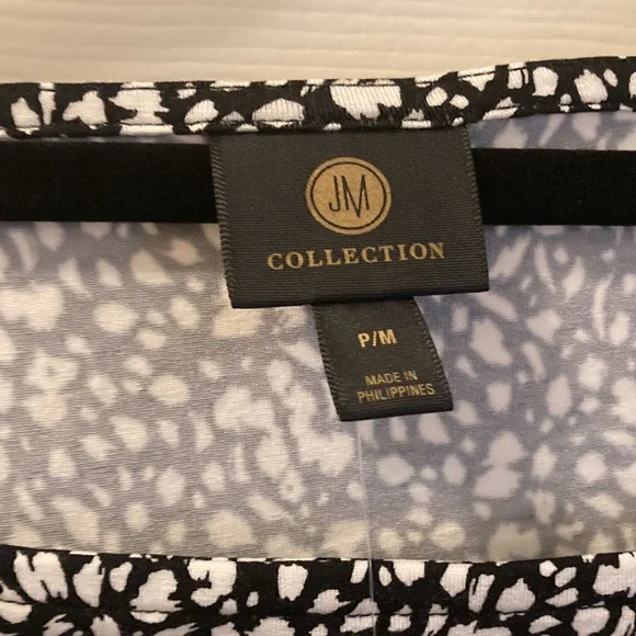 JM Collection Top - Picture 2 of 6